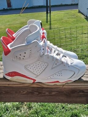 Men's Jordan 6 Red Oreo Size 11